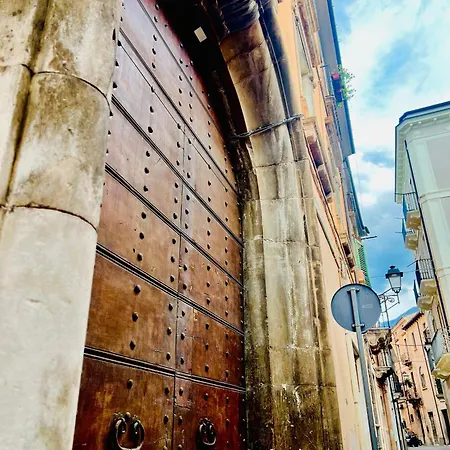 Regina D'aragona Lägenhet